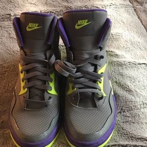 Women’s Nike High top
